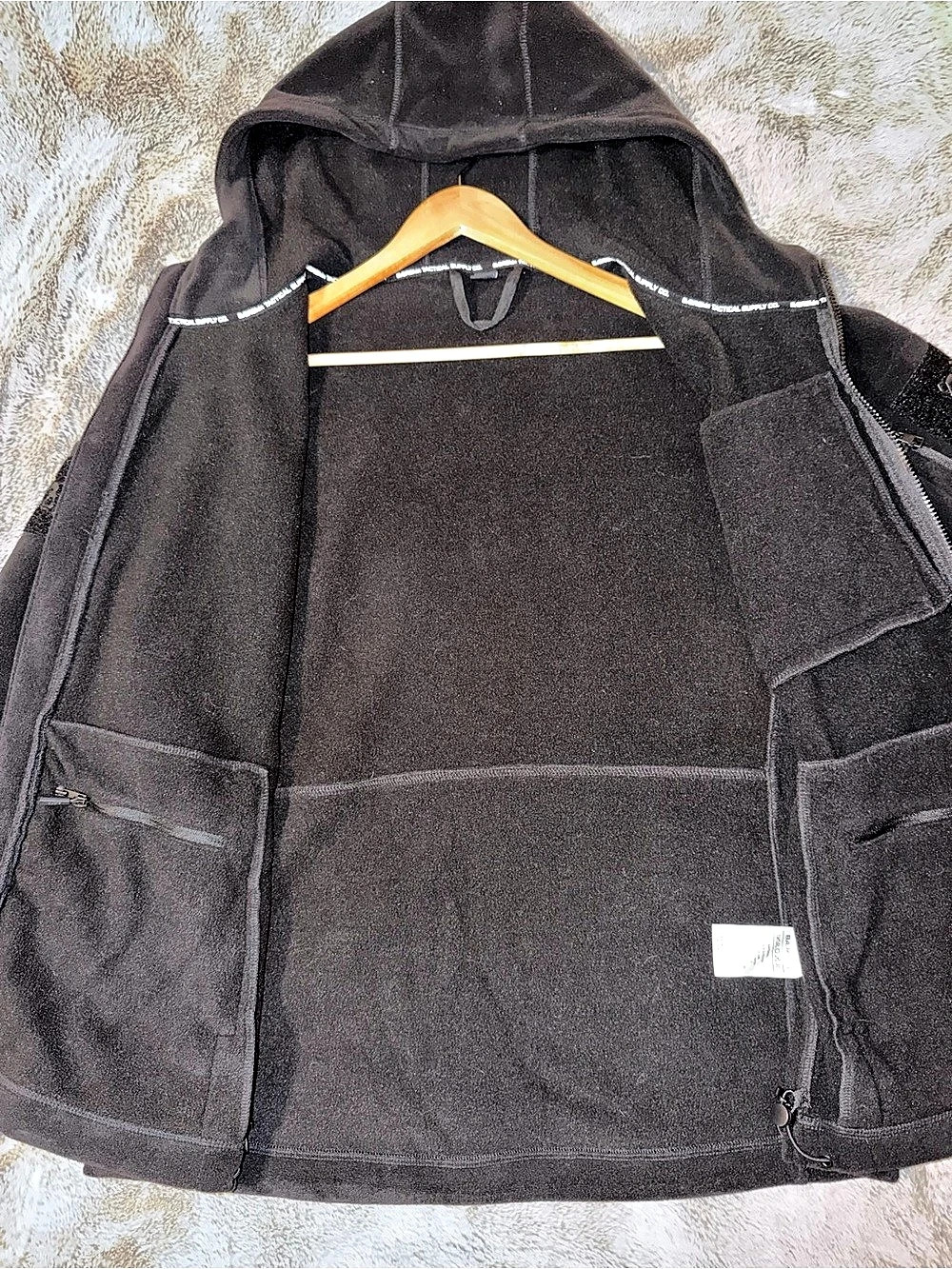 Bearskin Men's Black Hooded Fleece Performance Jacket - Picture 3 of 6